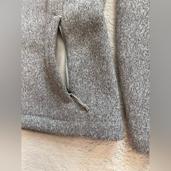 North Face Jacket. Sz M. - Picture 6 of 10